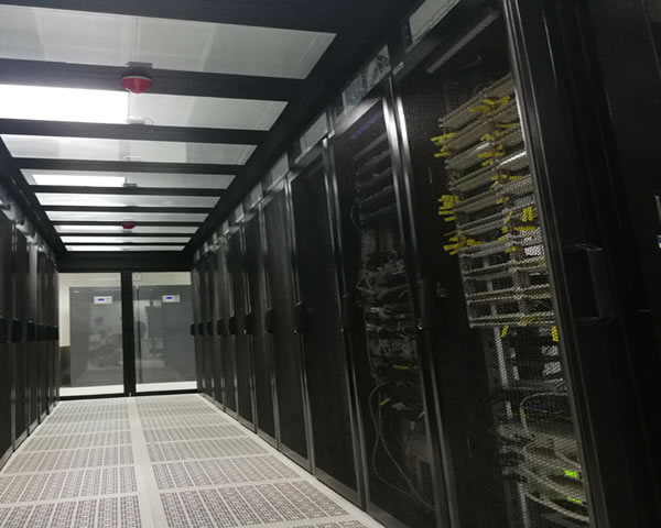 享受香港云服务器免费体验的几大平台推荐